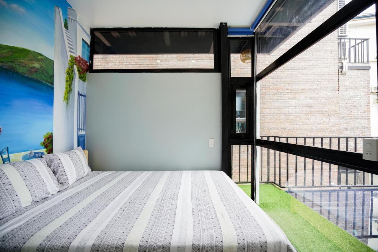 Private Room In Halong Center-Almor Homestay Ha Long Esterno foto